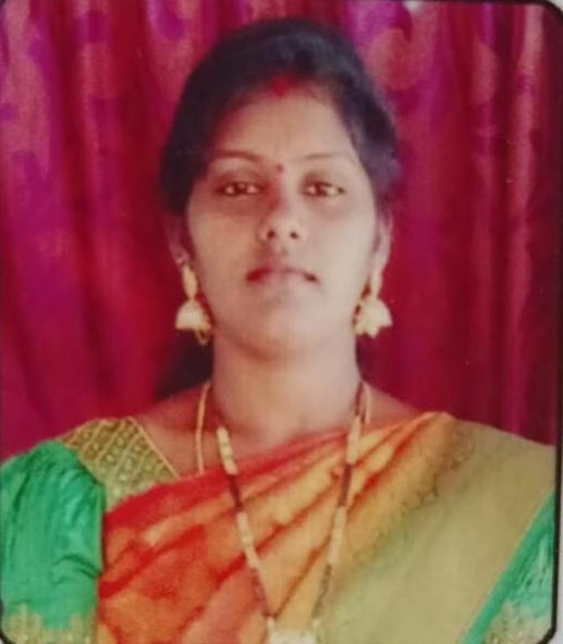 LODANGI MOUNIKA